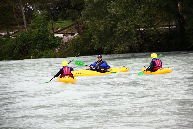 1 day KAYAK COURSE on Soča river, for beginners - Getting ready for the day: the simple checklist that matters