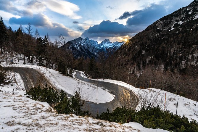 7 Alpine Wonders: Winter Edition - Zelenci Nature Reserve and Lake Jasna: emerald water and a festive finish