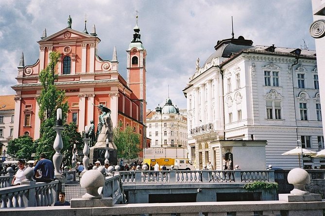 Best of Ljubljana, Classical walking tour of Capital city - University of Ljubljana to Trg republike: independence and a capital’s mindset