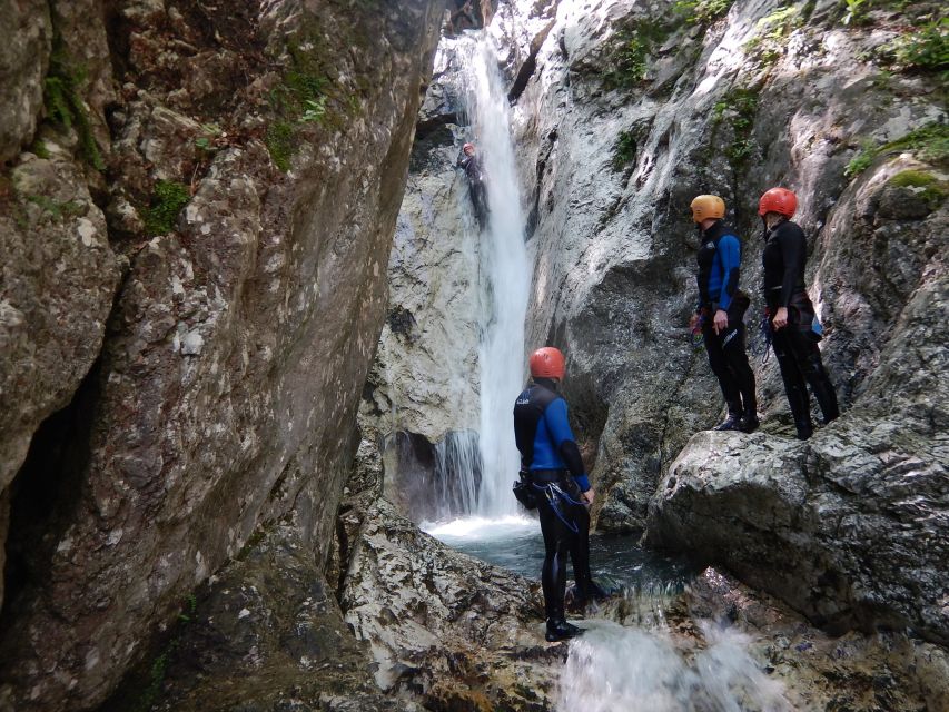 Bovec: Exciting Canyoning Tour in Sušec Canyon - Who Sušec Canyon canyoning is best for, and who should skip it