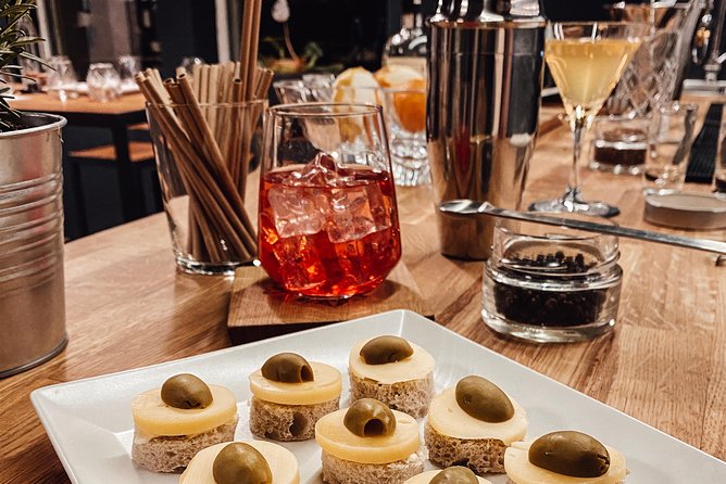 Broken Bones Gin Experience - Your 90-Minute Game Plan: What Happens From Start to Finish