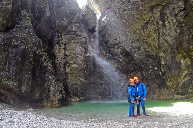 Canyoning Fratarica - Inside Fratarica Canyon: Slides, Jumps, and Rope Descents