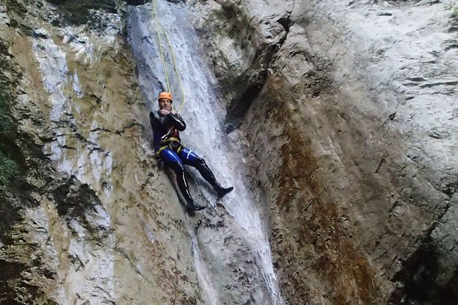 Canyoning Susec with leading local company - since 1989 - The 25-minute old Italian mule-track hike: the one part that can sting