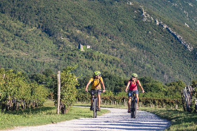 E-bike Vipava River Tour - Riding comfort on e-bikes, and why the route feels manageable