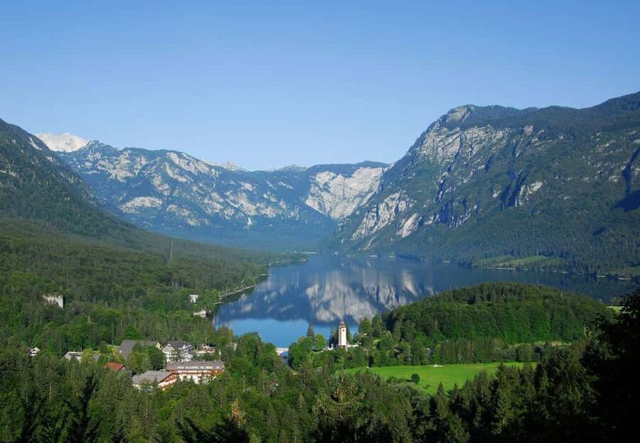 From Ljubljana: Bled & Bohinj Day Trip + Local Picnic Treat - Into the Julian Alps, Where the Drive Sets the Mood