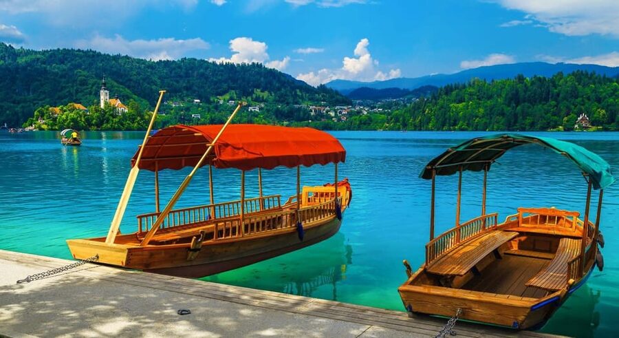 From Ljubljana: Lake Bled Day Tour - Bled Island and the Pletna Boat Ride, With the Wishing Bell Moment