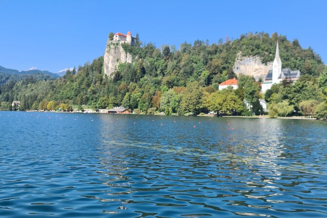 From Ljubljana to lake Bled - Slovenia Tourist Taxi - Drivers in practice, from Andrej to Tina: how customization feels