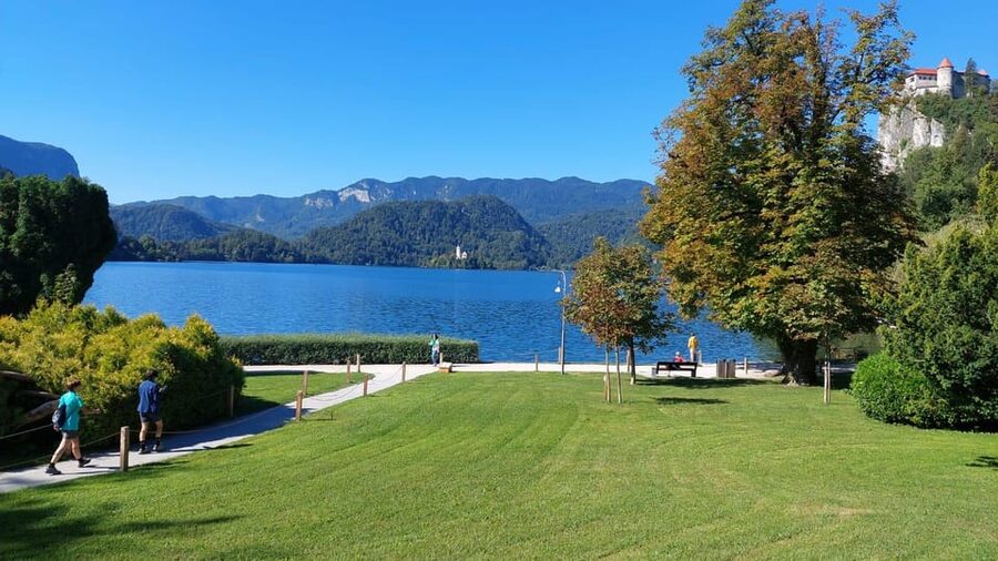 From Zagreb: Highlights Day Tour to Bled and Ljubljana - Why this Zagreb day trip packs Bled Castle and Ljubljana into 8 hours