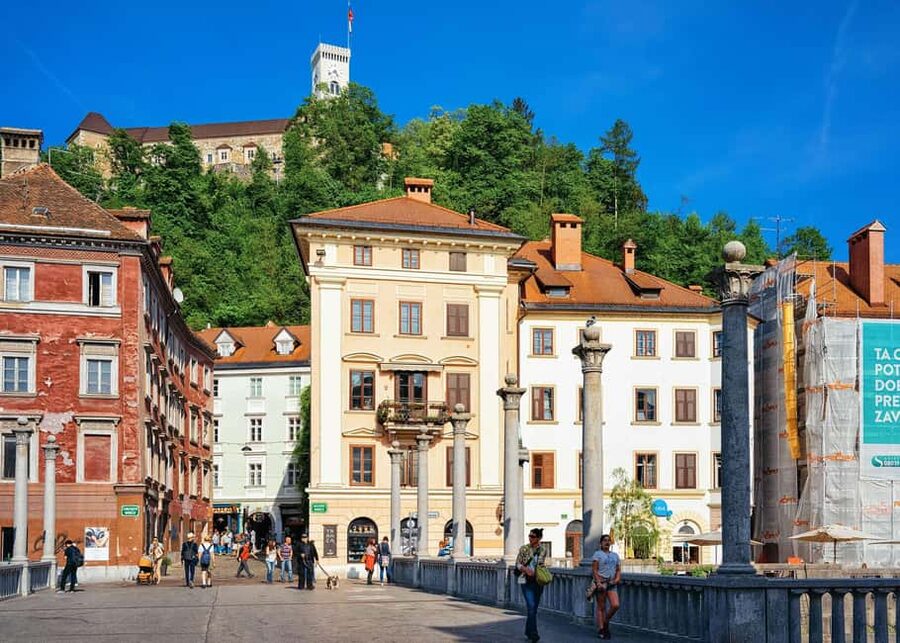 From Zagreb: Ljubljana and Lake Bled Day Trip - The drive to Lake Bled: scenery plus built-in photo breaks