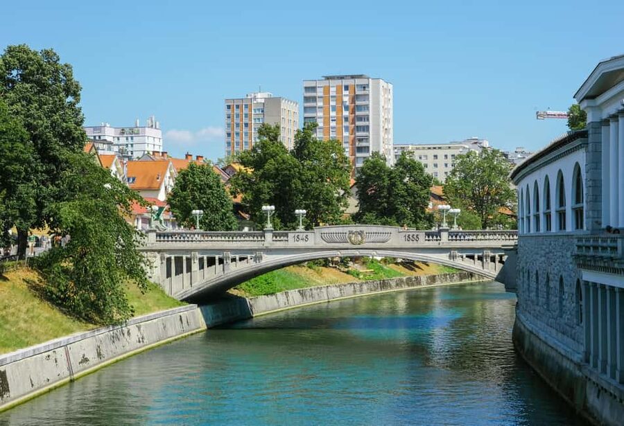 From Zagreb: Ljubljana and Lake Bled Private Day Tour - Pletna boat to Bled Island: The highlight that costs extra