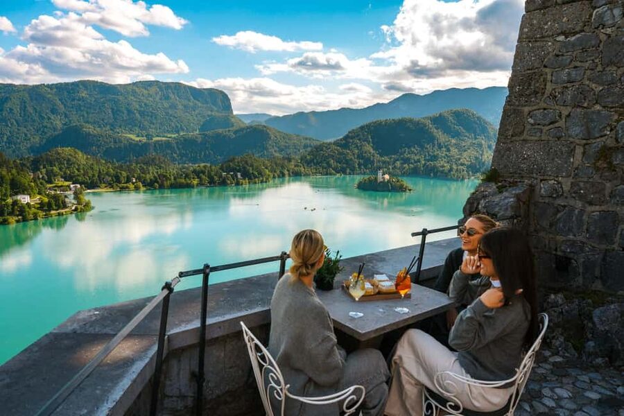 From Zagreb: Ljubljana and Lake Bled Tour - Pletna Boat To The Island: Traditional Ride, Fortune Bell Moment