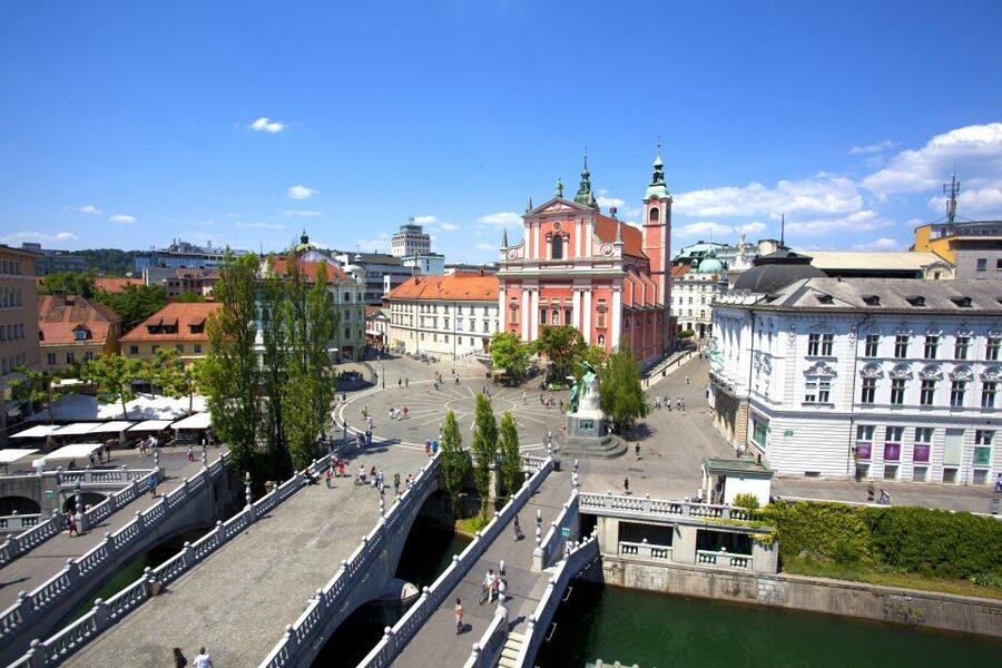 From Zagreb: Ljubljana, Postojna Cave & Predjama Castle Tour - How the tour timing works (and why it matters for comfort)