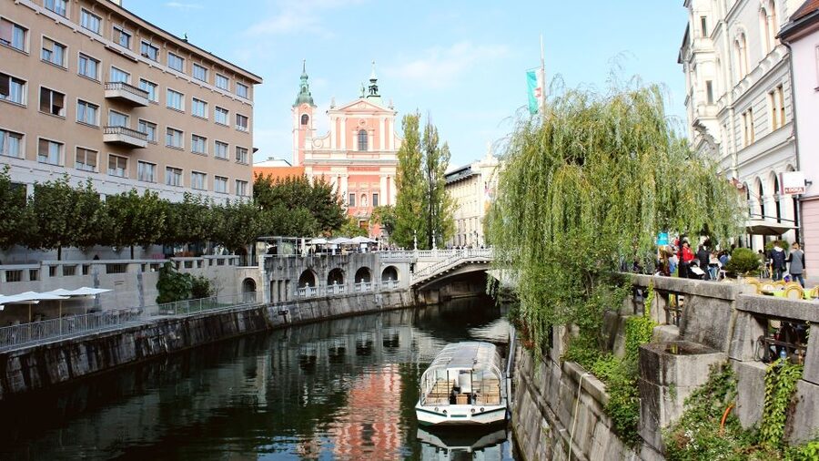 Full-Day Best of Slovenia Tour from Zagreb - Group Size, Walking Pace, And How To Keep The Day Fun