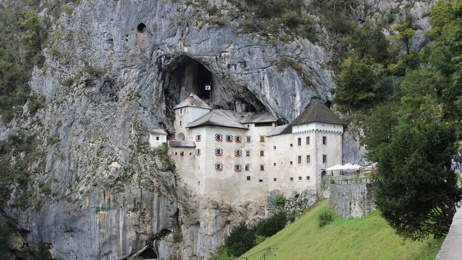 Full-Day Best of Slovenia Tour from Zagreb - Postojna Cave: Train Ride, Dripstones, And The Olm Connection