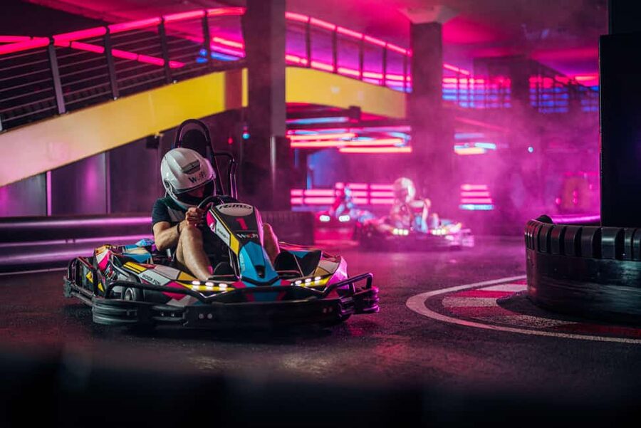Gokart experience at Woop! karting - the fastest attraction - Registration and speed levels, your first decision starts immediately