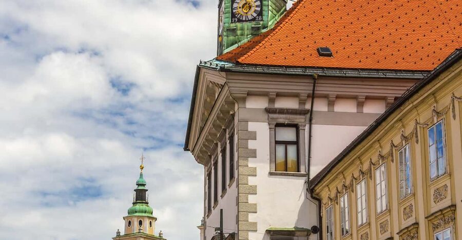 Ljubljana: 2h walking tour with local guide - Congress Square and the University of Ljubljana, the city’s brain