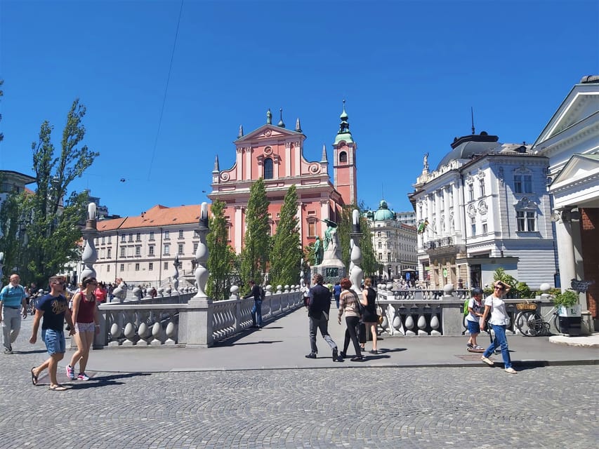 Ljubljana by E-Bike: Guided City Highlights Tour - Pedaling Through Districts: Bridges, Squares, and Local Texture