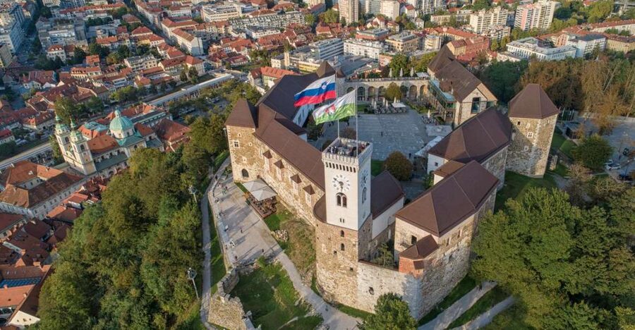 Ljubljana: Castle Entry Ticket with Optional Funicular Ride - Your best order of attack: grounds, chapel, then the indoor stops