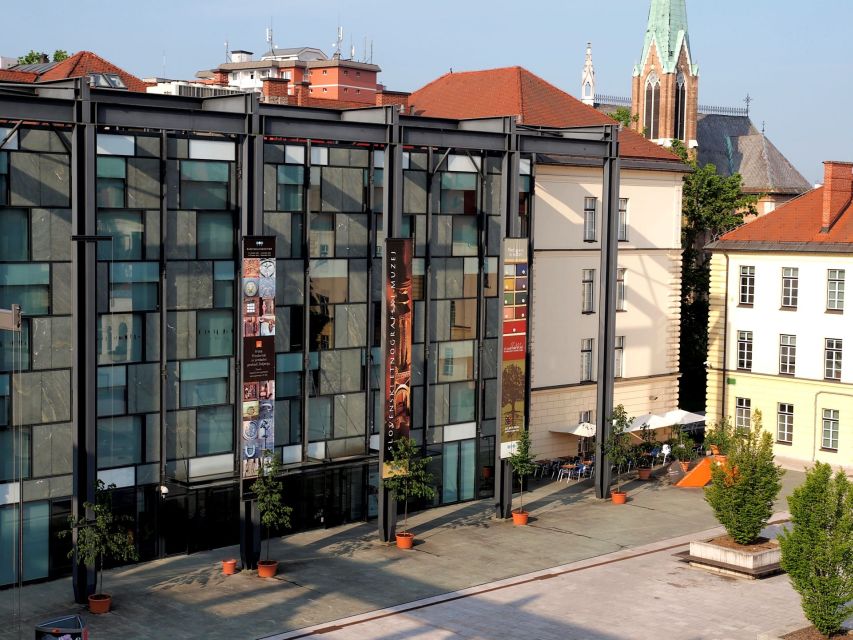 Ljubljana: City Card - Boat Cruise on the River, a Break From Museum Walls