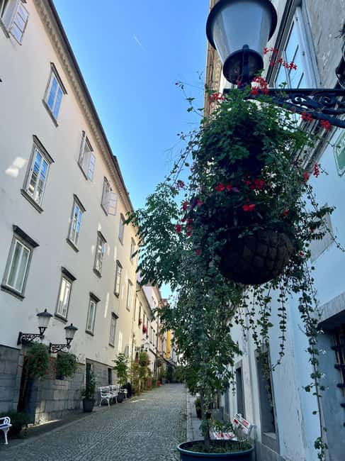Ljubljana Historic Old Town – Private & Family-Friendly Tour - Tromostovje (Triple Bridge): your easy shortcut to the city’s layout