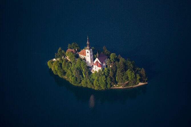 Ljubljana: Lake Bled Experience small group half-day tour - Comfort, group size, and how that changes the whole feel