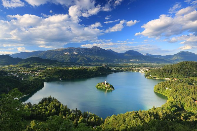 Ljubljana: Lake Bled Experience small group half-day tour - The ride from Ljubljana: central pickup and small group comfort