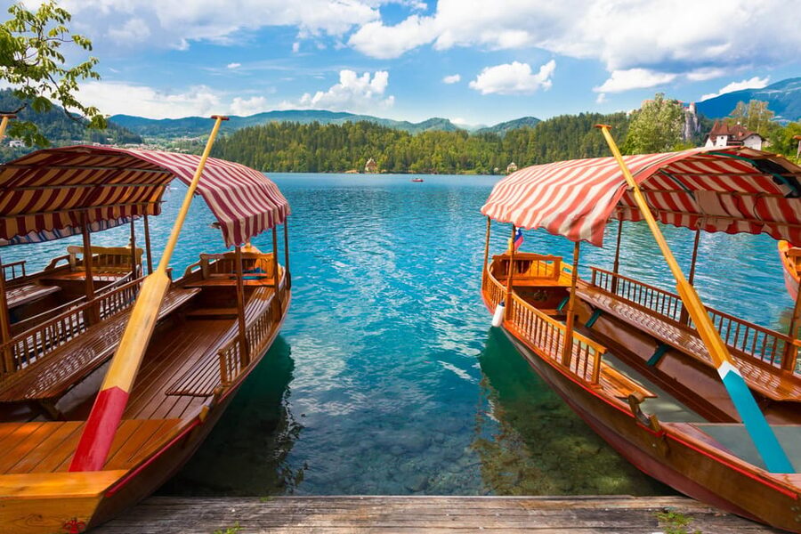 Ljubljana: Lake Bled, Postojna Cave, and Predjama Day Tour - Lake Bled by pletna boat, plus the island traditions