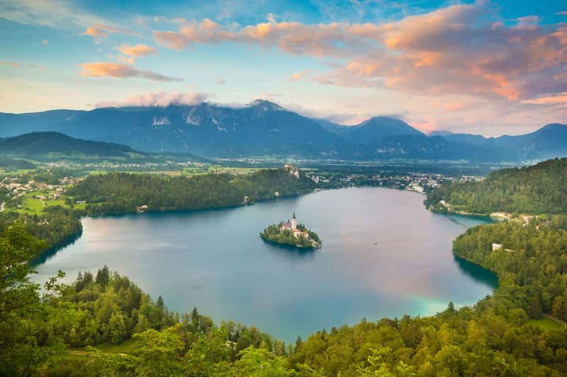 Ljubljana: Lake Bled & Triglav National Park Full-Day Trip - What to pack and how to set your expectations