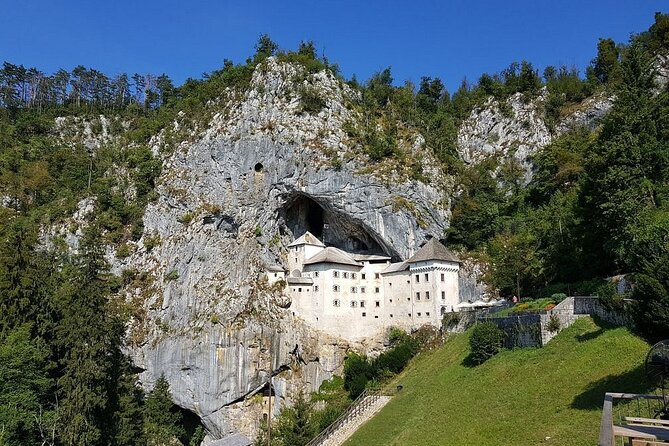 Ljubljana: Postojna cave & Predjama castle small group tour - The cold reality inside the cave, and what to wear