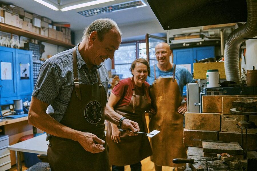 Ljubljana: Private Goldsmithery & Jewelry Workshop and Tour - The silver processing demonstration: what you actually get to see