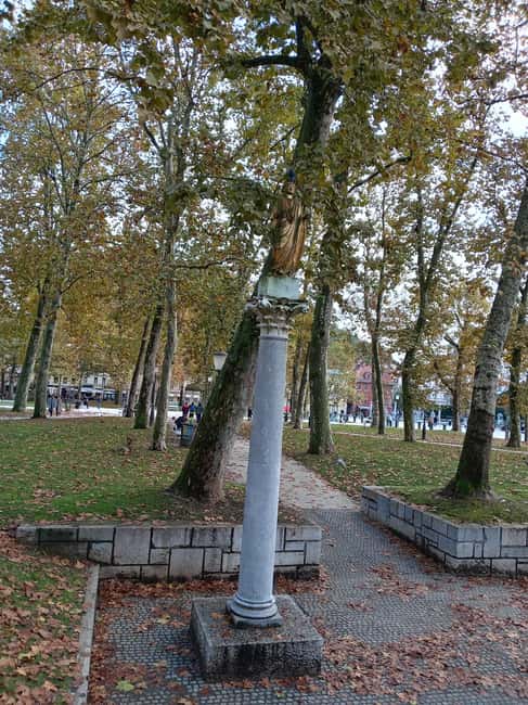 Ljubljana: Private tour to discover the city of dragons - Price and value for up to four people