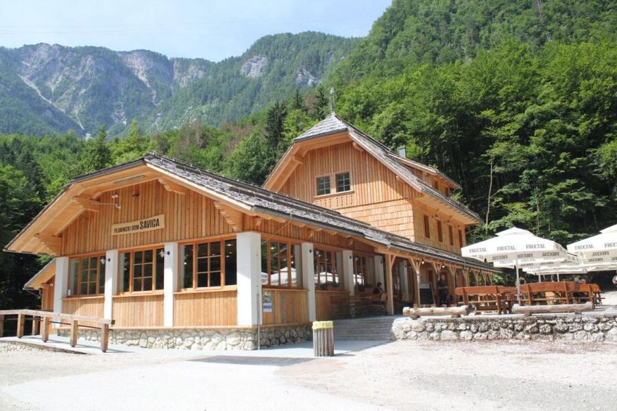Ljubljana: Savica Waterfall, Lake Bohinj, and Lake Bled Tour - Savica Waterfall Hike in Triglav National Park (and the €3 Detail)