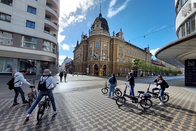 Ljubljana Sightseeing Tour by Electric Bikes - Key points to know before you roll