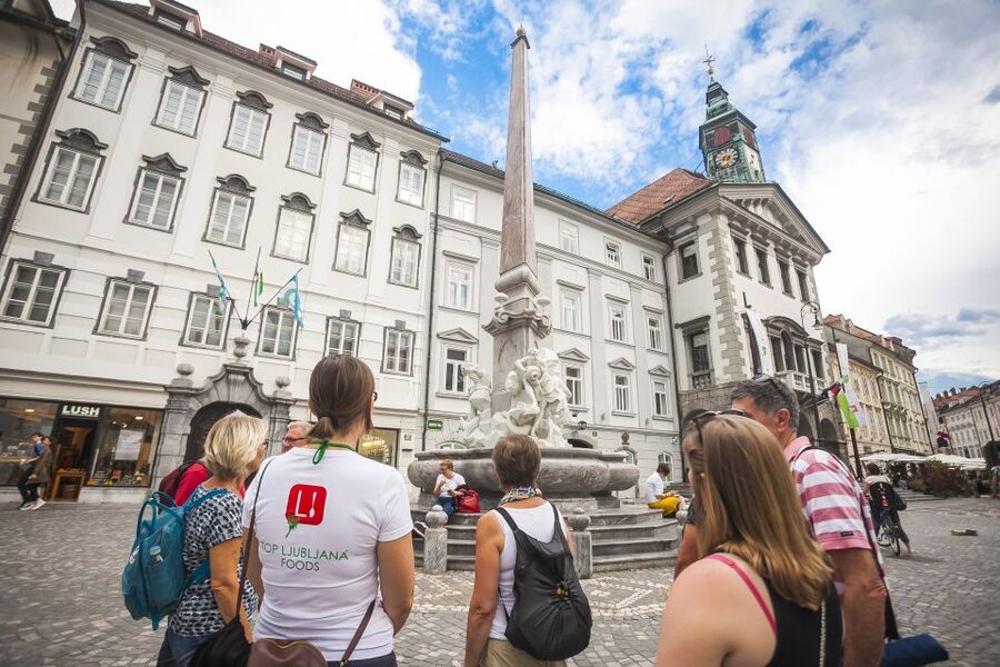Ljubljana: Slovenian Cuisine Walking Tour with Tastings - Start at Triple Bridge, then eat your way through Ljubljana’s center