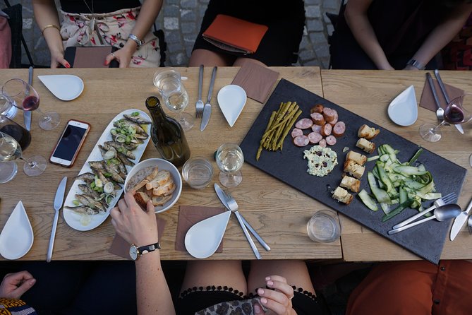 Ljubljana Small Group Food Walking Tour - Meeting point and how to avoid start-time confusion