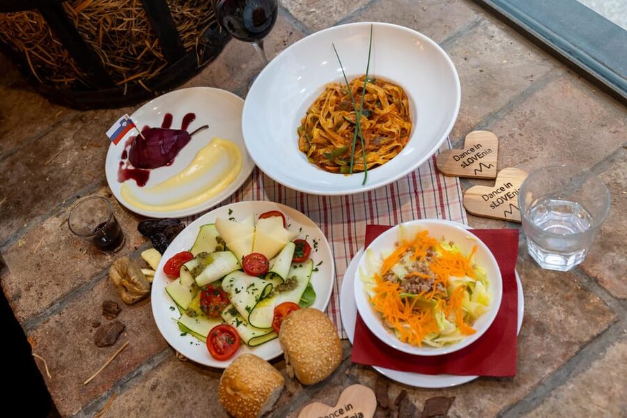 Ljubljana: Traditional Slovenian Dinner and Show - Price and value: is $81 worth it for this kind of evening?
