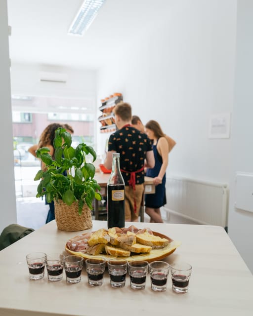 Ljubljana: Traditional Slovenian štrukelj Cooking Class - The included food and drinks: what you’ll actually taste