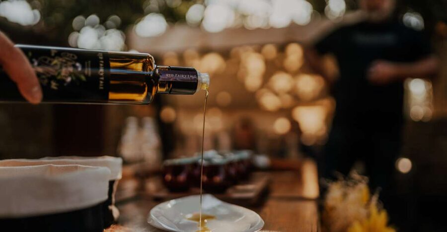 Olive Oil Tasting a Journey of Flavors and Aromas - The tasting: aromas first, then extra virgin olive oil and spreads