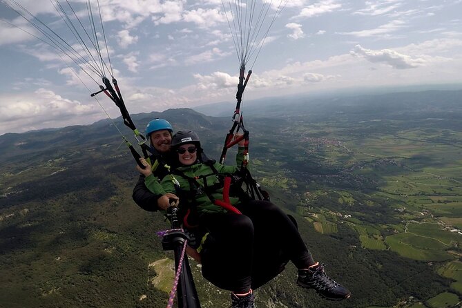 Paragliding Bovec - Time in the air: views, wildlife, and an optional spin
