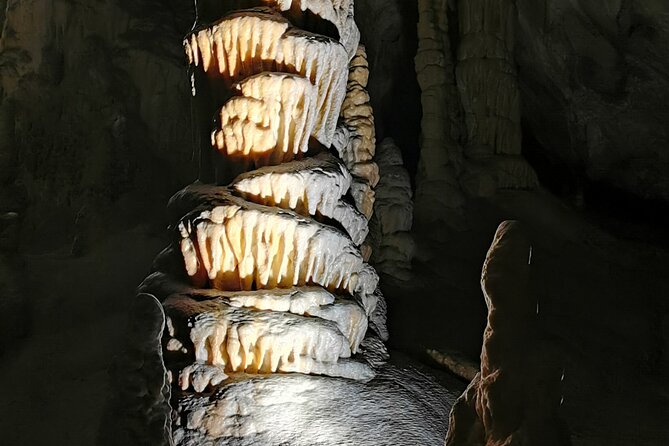 Postojna Cave and Predjama Castle Tour from Ljubljana - Predjama Castle in 15 Minutes: What You Can Actually See