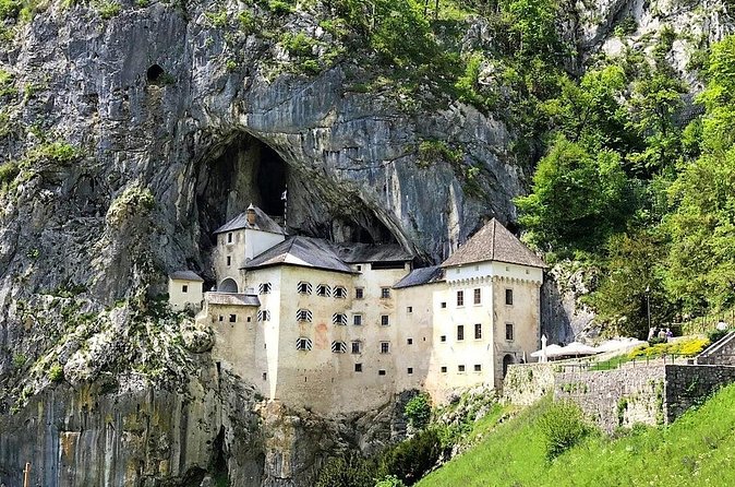 Postojna Cave and Predjama Castle Trip including entry tickets - Timing, Transfers, and Why the Minivan Makes Sense