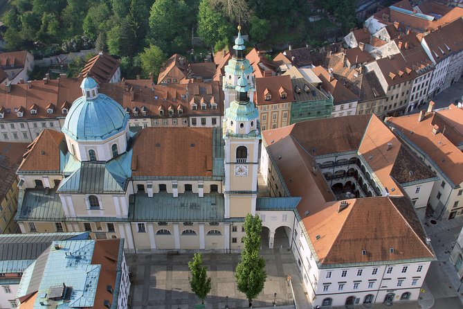 Private Walking Tour of Ljubljana Old Town - Meeting at the TIC, then back to the start