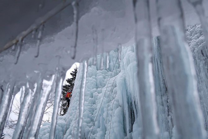 Quick Winter Attraction-ice Climbing In Mlaca Gorge In Mojstrana - Christmas holiday special: the nativity play and what it changes