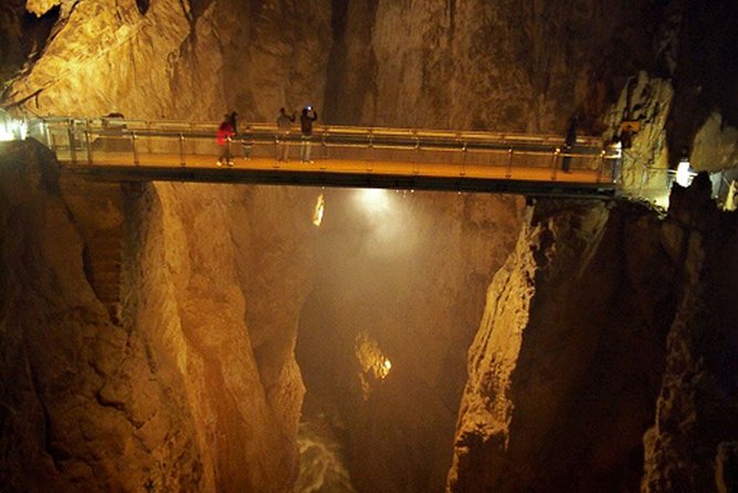 Shared group tour to UNESCO Skocjan caves from Koper - What the guide setup means for your experience