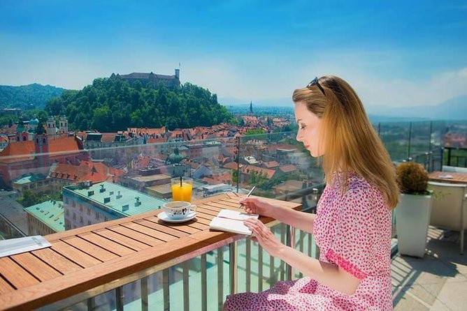 Slovenian food and wine city walk in Ljubljana, 4 hours of mouthwatering moments - The 4-hour flow, from pickup to returning at your starting point