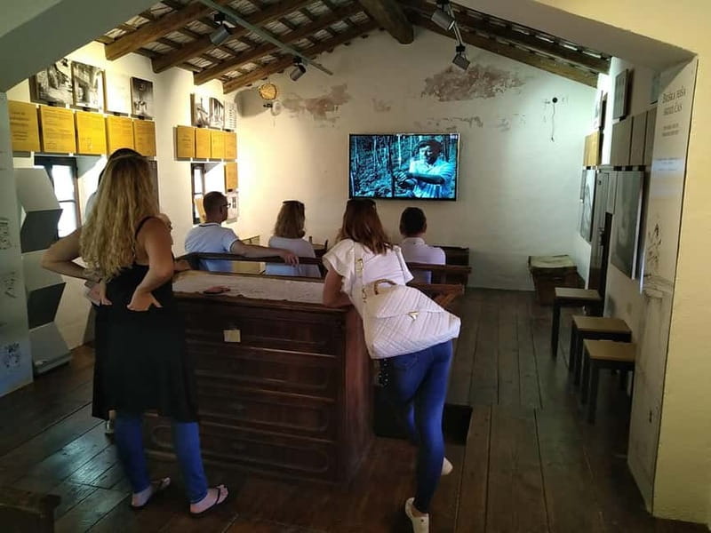 Šmartno: Village Walking Tour with Local Guide - Gase Alleyways: Tight Streets, Great Angles, Real Atmosphere