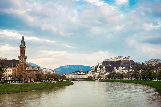Transfer from Ljubljana to Salzburg or Vice Versa - Booking timing: why planning around 43 days helps