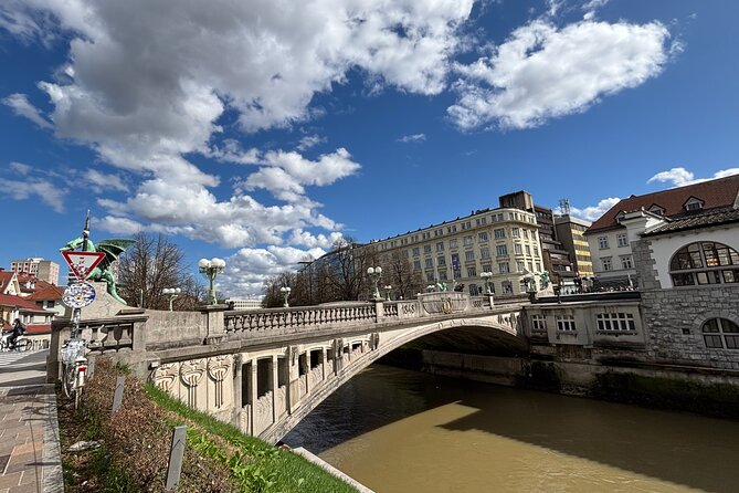 Transfer from Ljubljana to Trieste or vice versa - Comfort details you’ll notice: luggage space and a clean car
