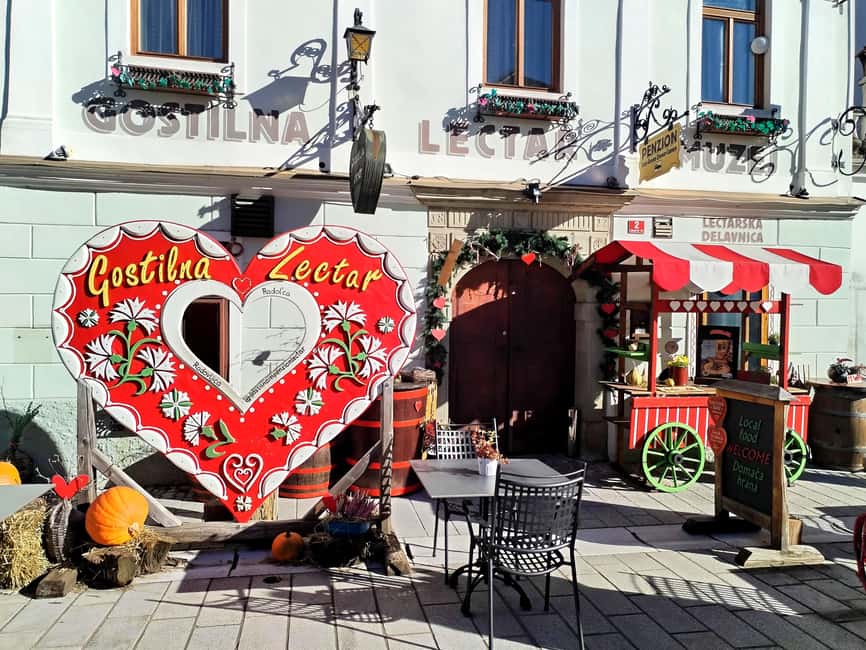 Trieste: Bled & Radovljica Full-Day Trip - Lake Bled Island and Castle: how the icon scene works in real life