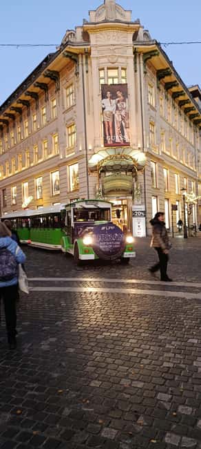 Zagreb: Lake Bled and Ljubljana Day Tour with Chocolate Gift - Ljubljana: a guided walk that gets you oriented fast